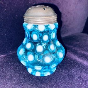 Sugar Shaker Coin Dot Opalescent Blue